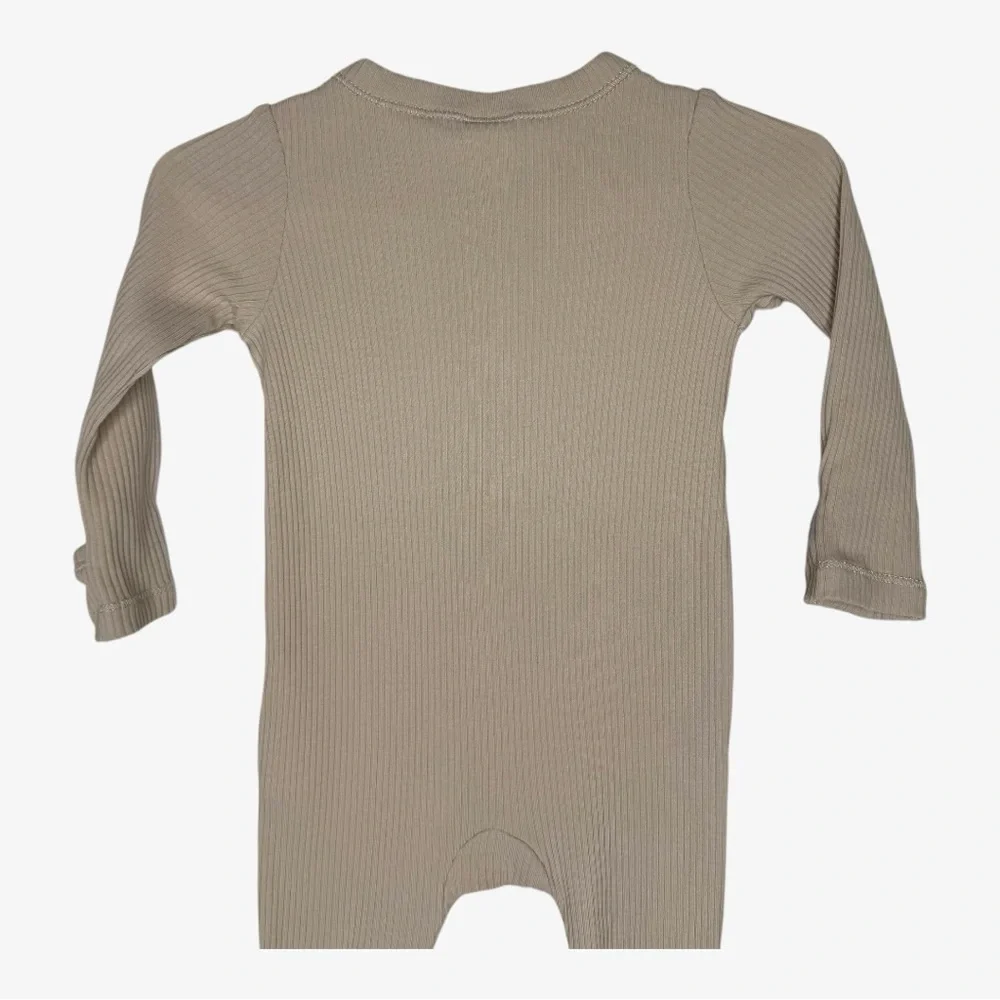 Old Navy Unisex Sleep & Play 2-Way-Zip Footed One-Piece Ribbed Tan